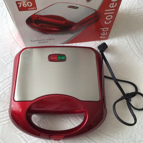 Electric sandwich maker NWT countertop toaster - Picture 3 of 16